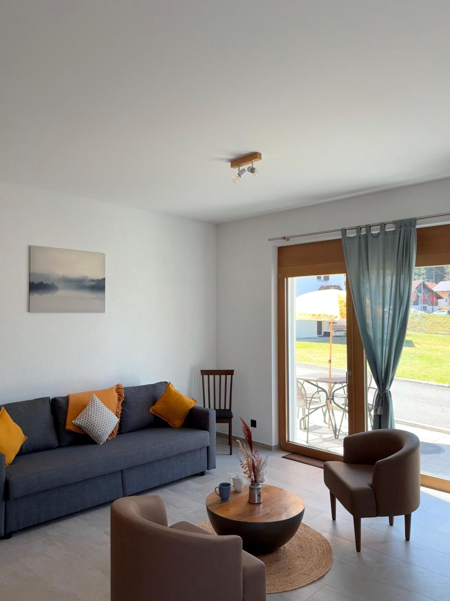 Boutique Hotel Corbetta - Spa 60M2 - La Montagne A 5 Minutes De L'Autoroute A12 Aux Paccots Sur Montreux - Nouveau Loft Familial - Profitez Du Lac Leman Et Des Montagnes En Meme Temps Les Paccots Extérieur photo