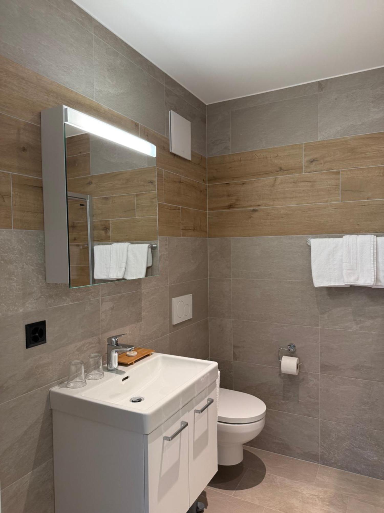 Boutique Hotel Corbetta - Spa 60M2 - La Montagne A 5 Minutes De L'Autoroute A12 Aux Paccots Sur Montreux - Nouveau Loft Familial - Profitez Du Lac Leman Et Des Montagnes En Meme Temps Les Paccots Extérieur photo
