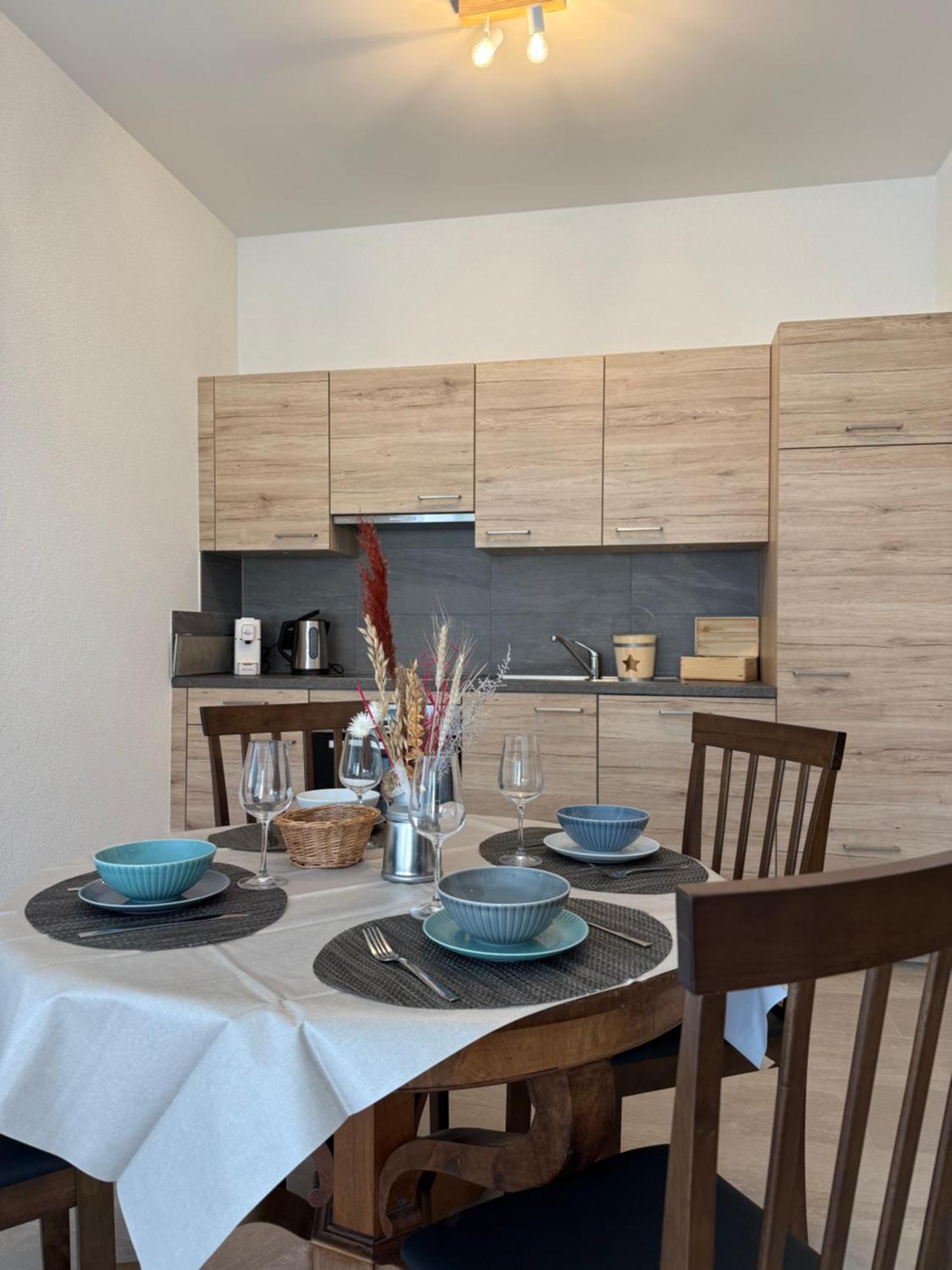 Boutique Hotel Corbetta - Spa 60M2 - La Montagne A 5 Minutes De L'Autoroute A12 Aux Paccots Sur Montreux - Nouveau Loft Familial - Profitez Du Lac Leman Et Des Montagnes En Meme Temps Les Paccots Extérieur photo